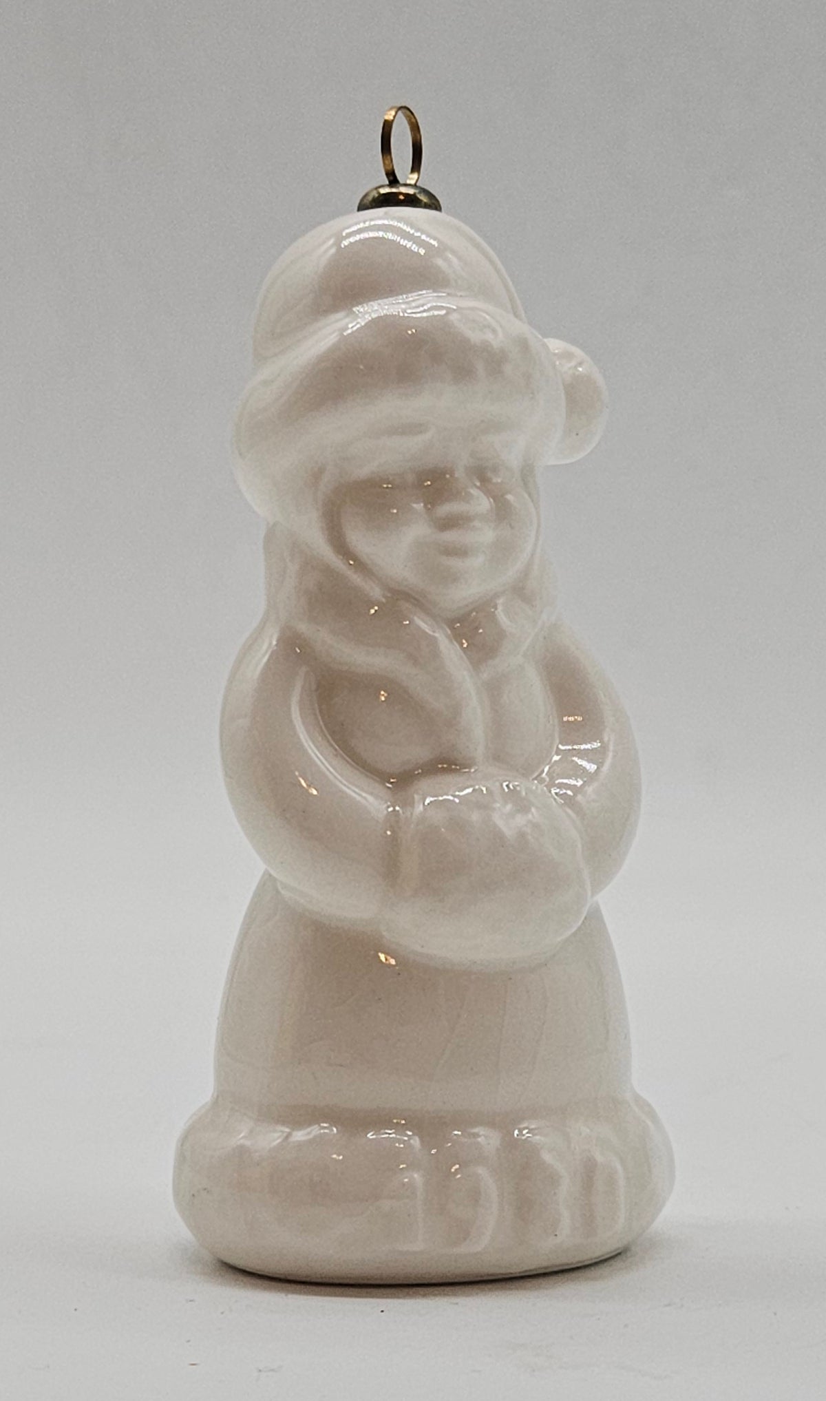 Goebel – “Annual Mrs. Claus Third Edition White” — ornament view