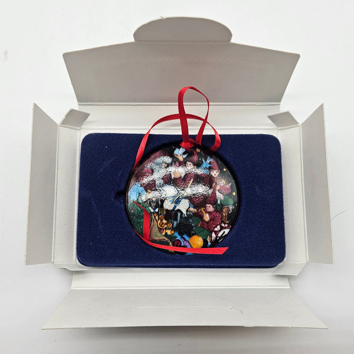 Bing & Grøndahl – “Santa's Workshop First Edition” — with original box