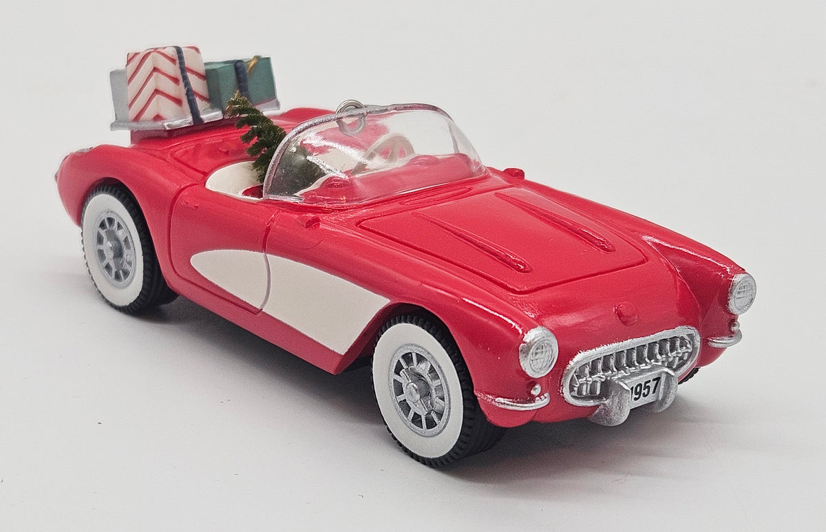 Hallmark Keepsake – “Classic American Cars 1957 Corvette” — ornament view