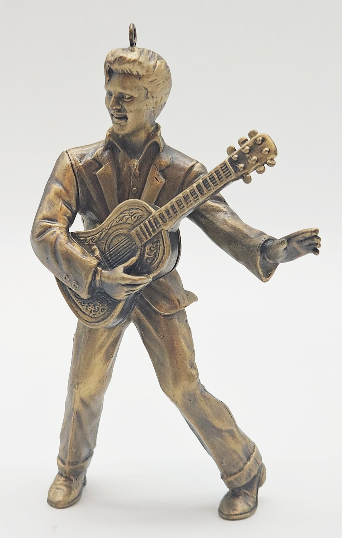 Hallmark Keepsake – “Elvis Presley” — ornament view