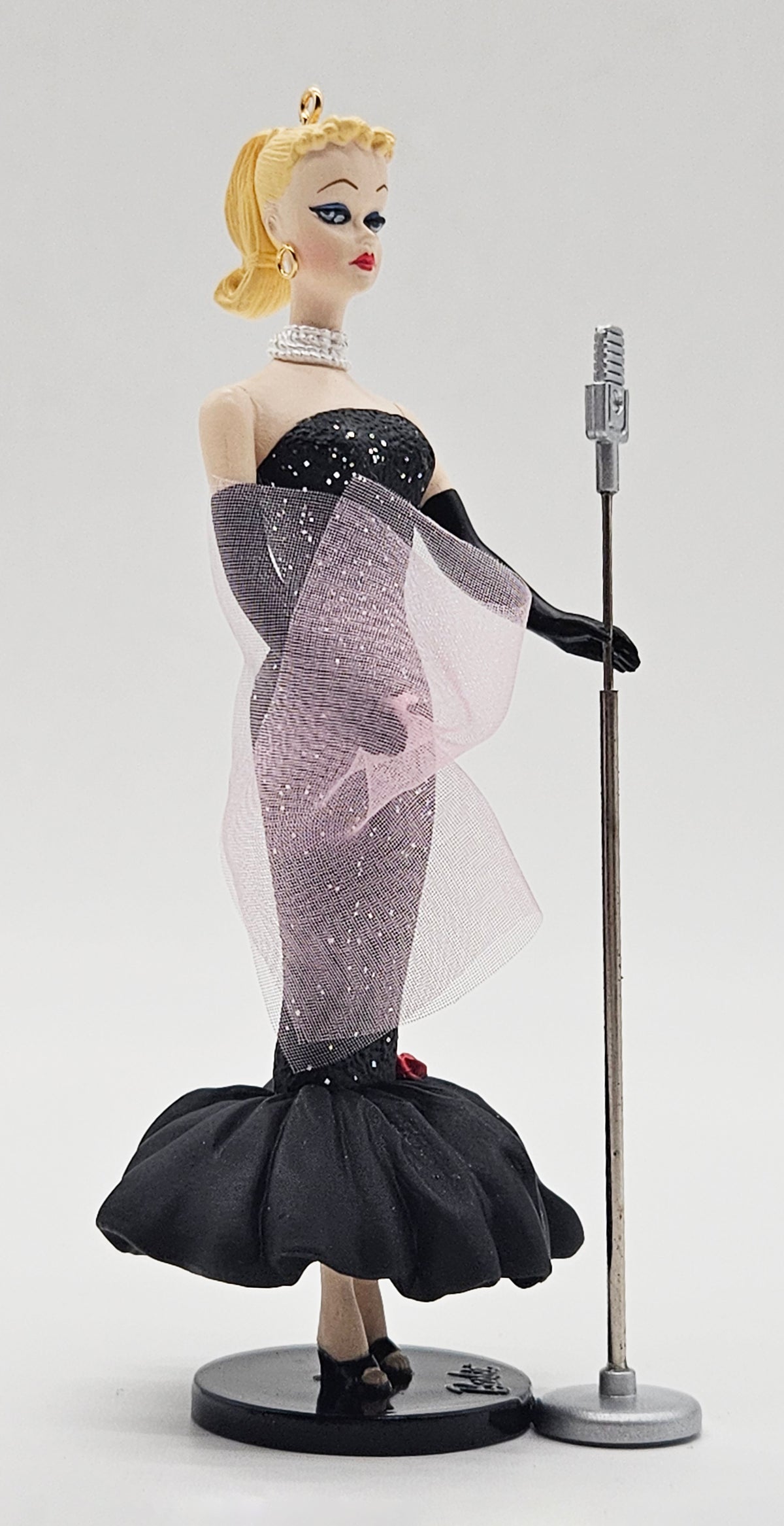 1995 Hallmark Keepsake Solo in the Spotlight (QXI5049) — product