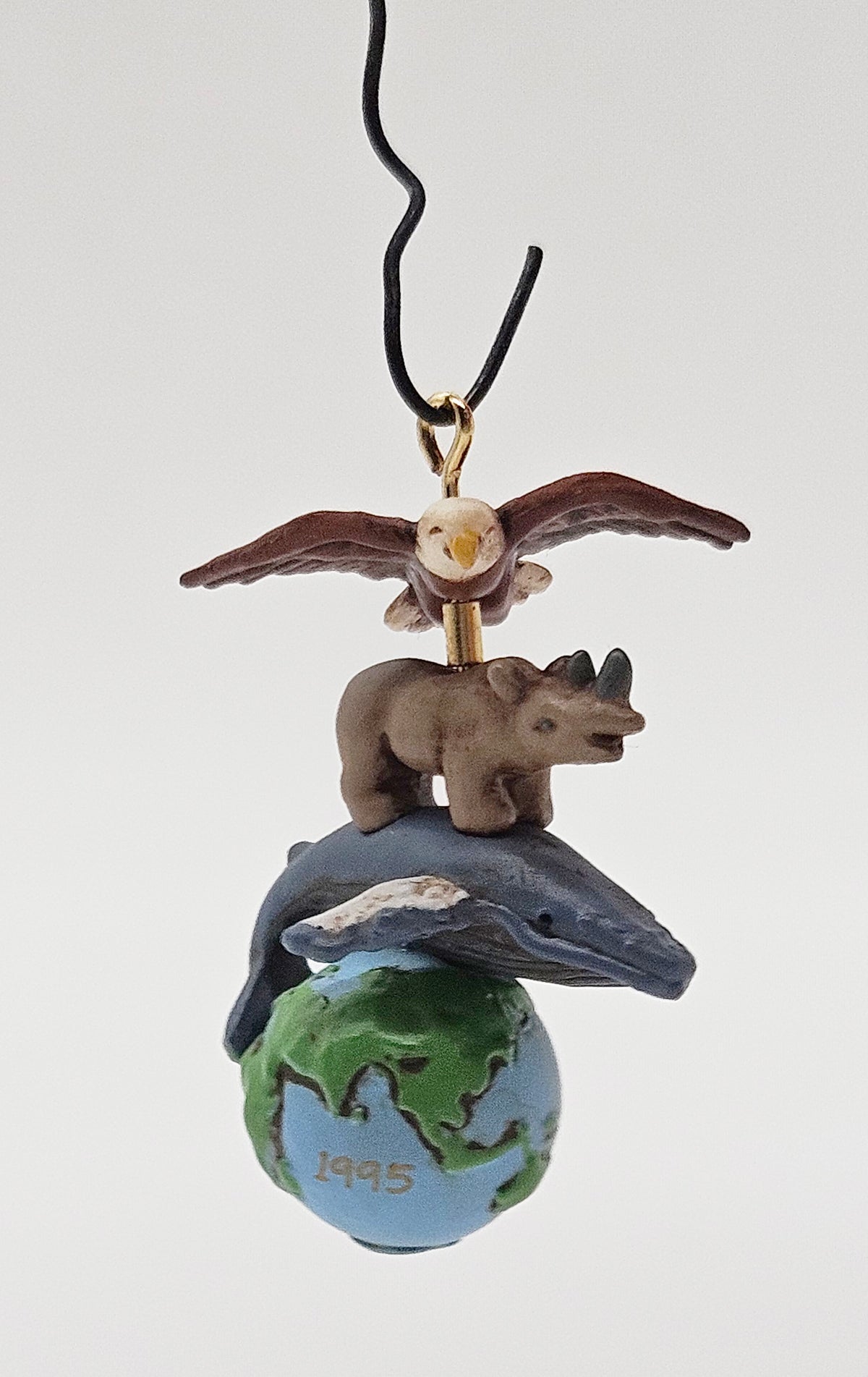 Hallmark Keepsake – “Miniature Precious Creations” — ornament view