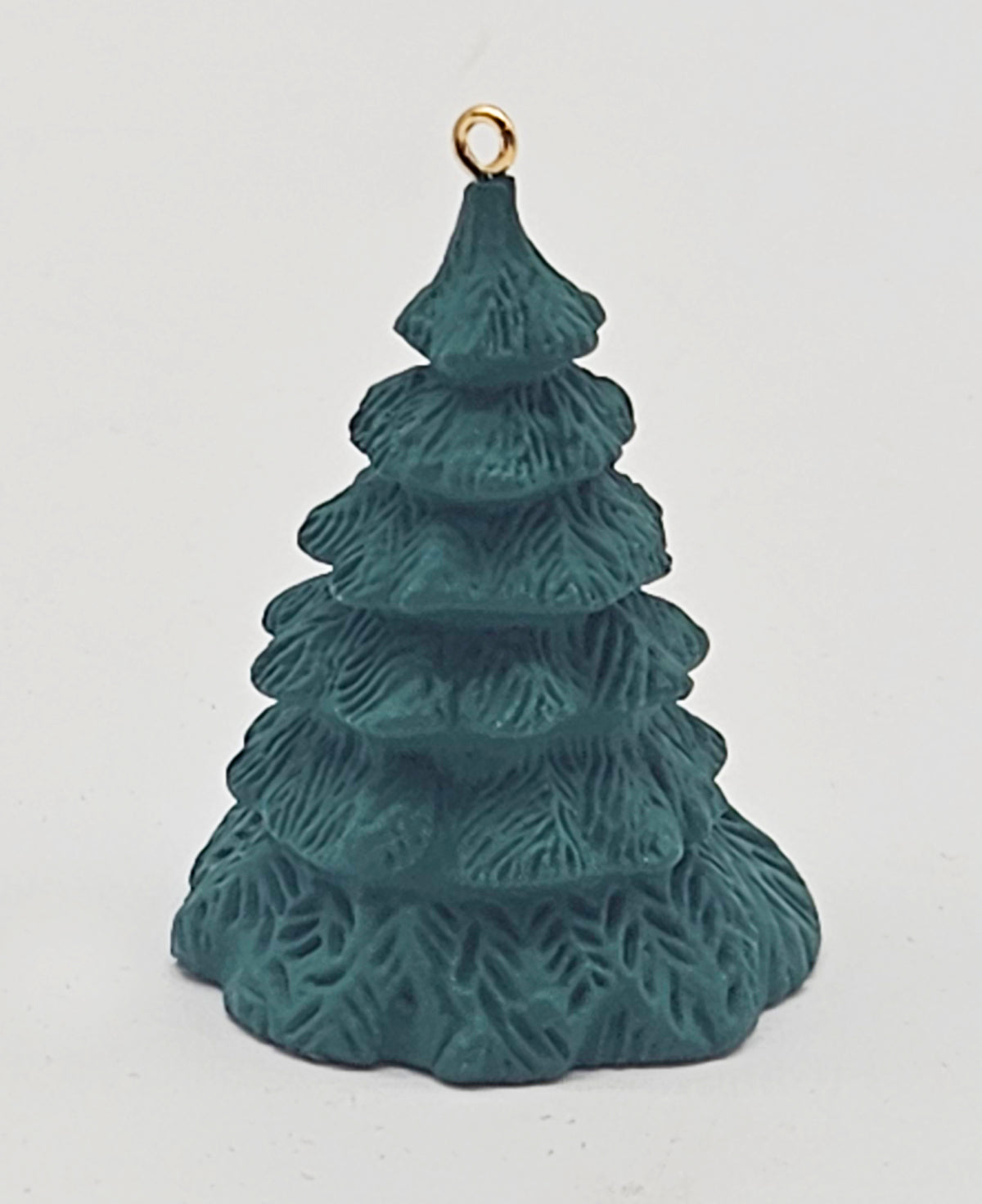 Hallmark Keepsake – “Nostalgic Houses & Shops Accessories Set of 3” — ornament view