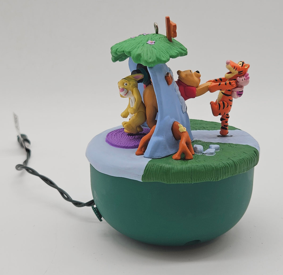 Hallmark Keepsake – “Winnie the Pooh Too Much Hunny” — ornament view