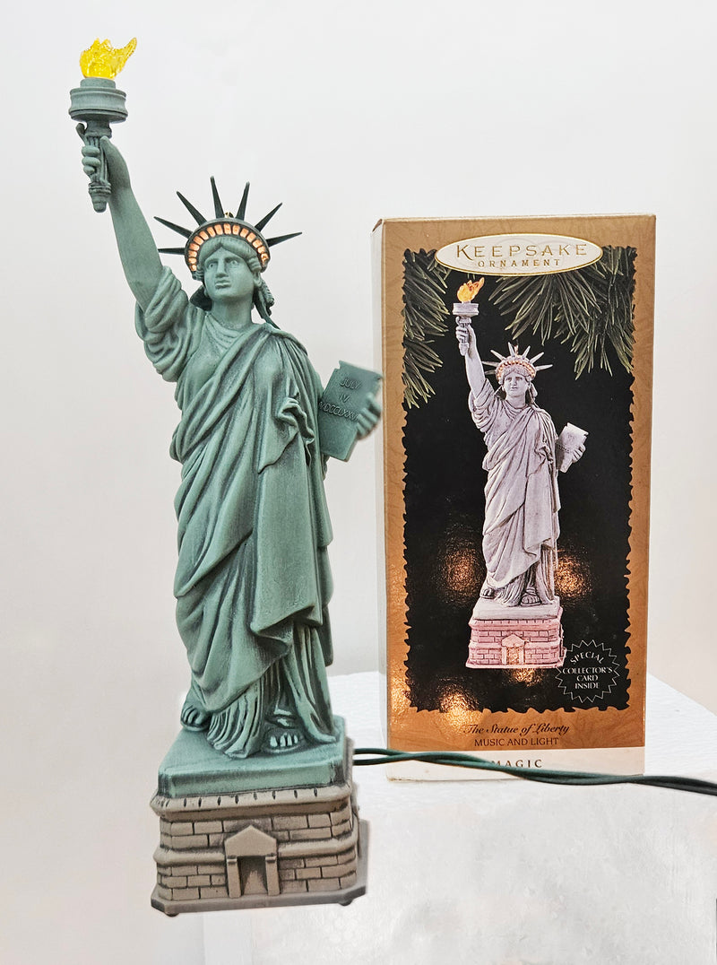 Hallmark Keepsake – “Statue of Liberty” — with original box