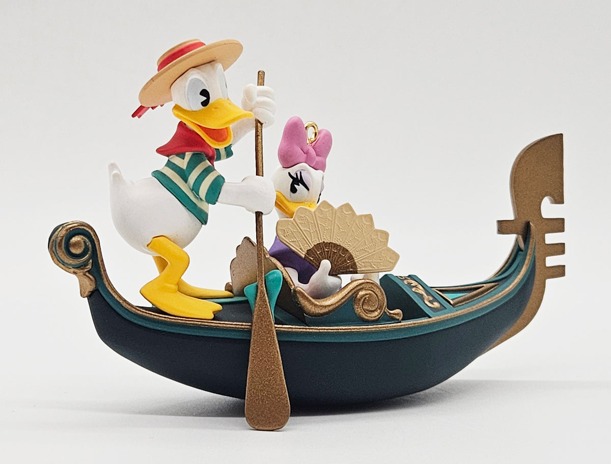 1998 Hallmark Keepsake Donald and Daisy in Venice (QXD4103) — product front angle