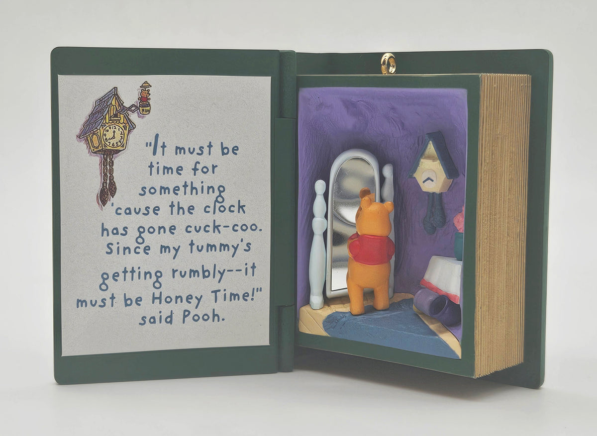 Hallmark Keepsake – “Winnie the Pooh Honey Time” — ornament view