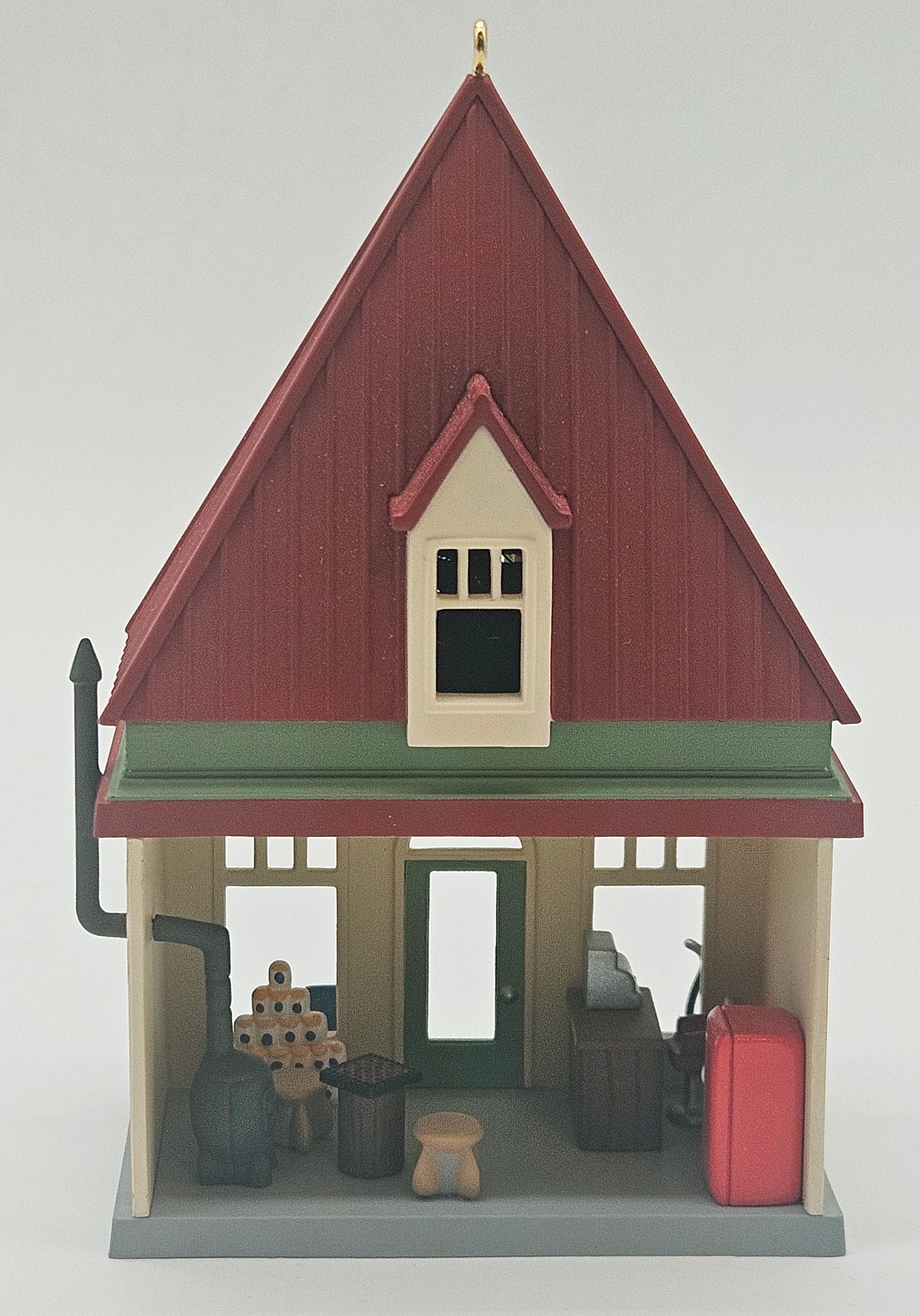 2001 Hallmark Keepsake Service Station – product back