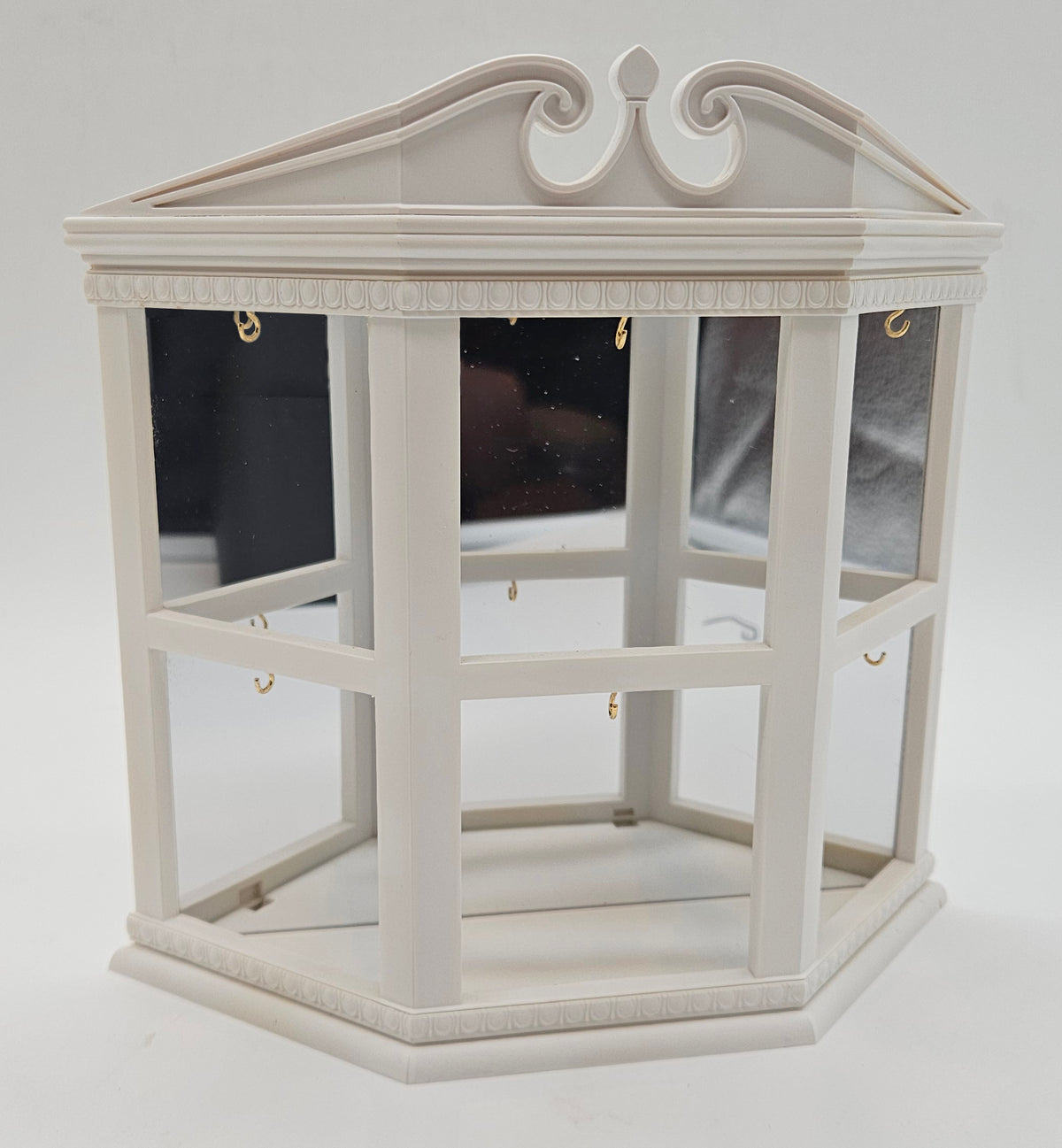 Hallmark Keepsake – “Miniature Ornament Wall Display Window” — ornament view