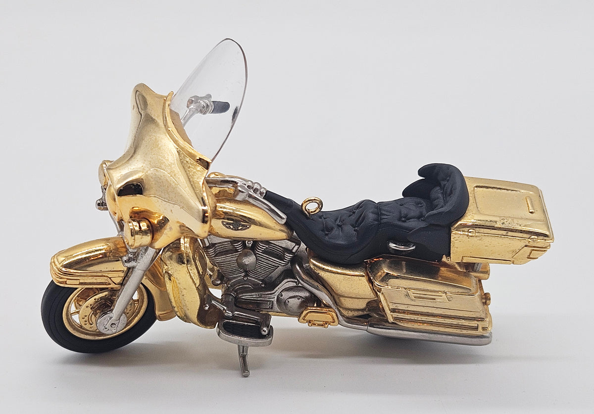 Hallmark Keepsake – “Harley Davidson Serial Number One 100th Anniversary Set” — ornament view