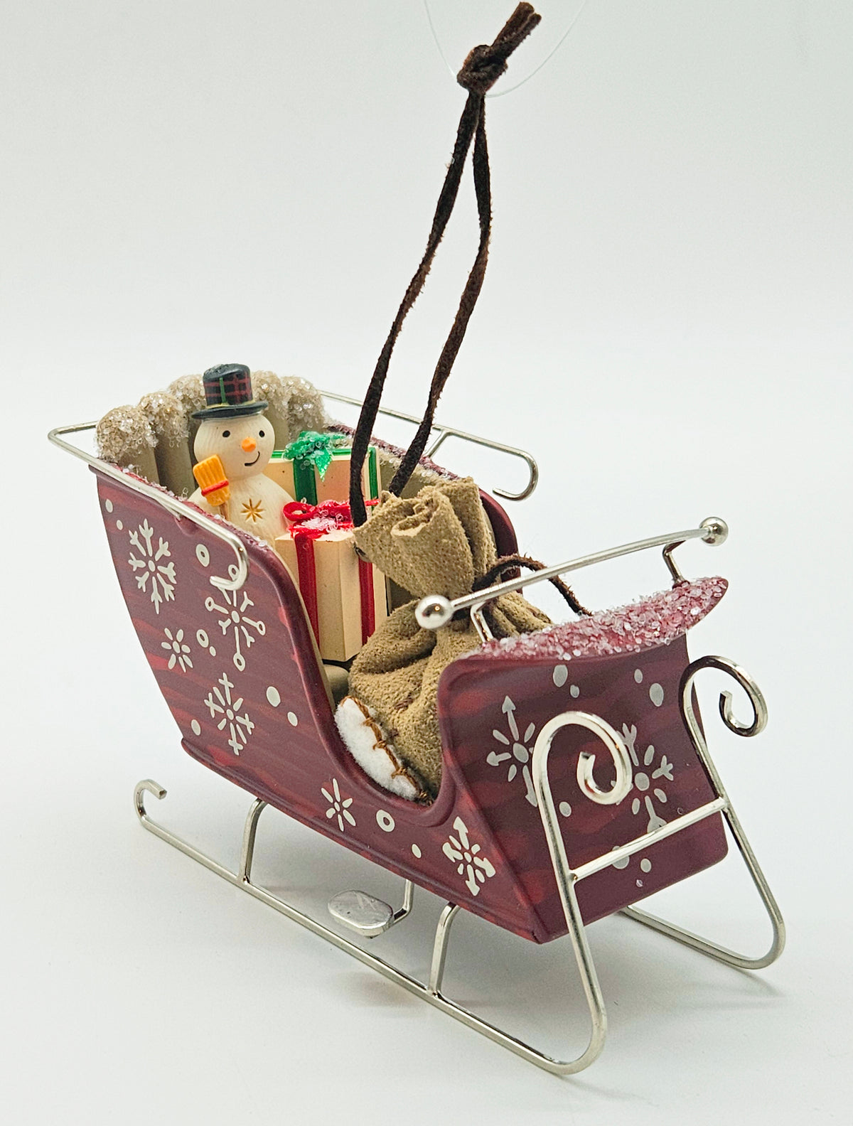 Hallmark Keepsake – “Santa's Magic Sleigh” — ornament view