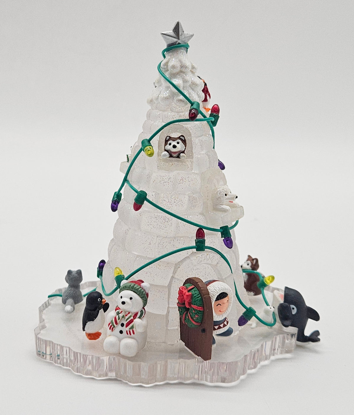 Hallmark Keepsake – “Frosty Friends Winterfest Anniversary” — ornament view