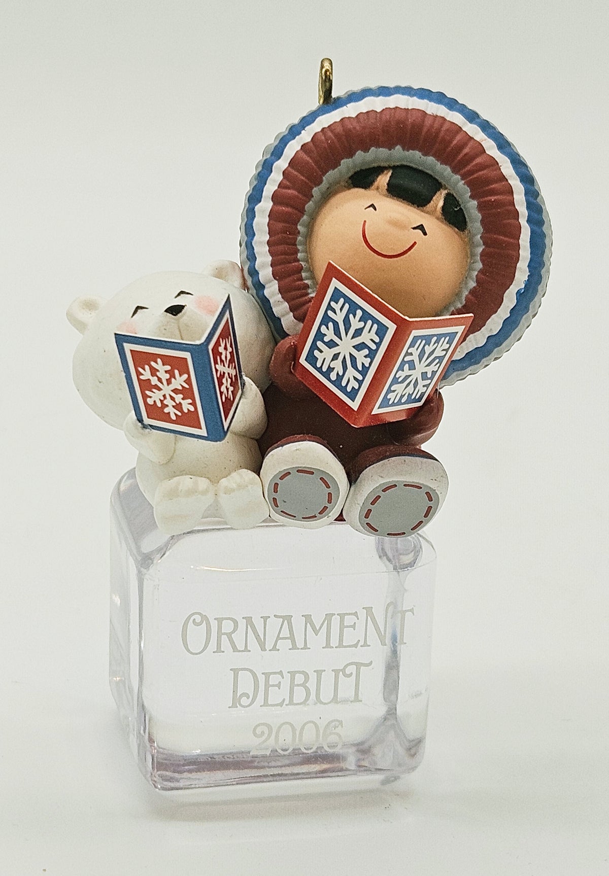 Hallmark Keepsake – “Frosty Friends Limited Quantity Debut 2005” — ornament view