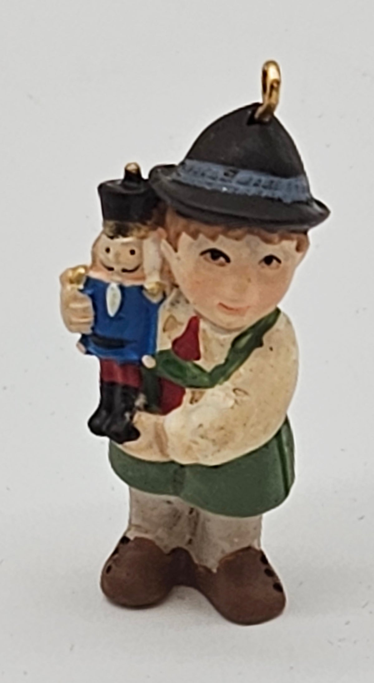 Hallmark Keepsake – “Joy to the World Children Miniature Collection” — ornament view