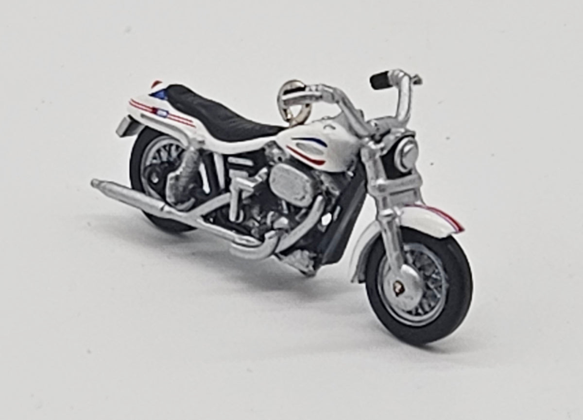 Hallmark Keepsake – “Miniature Harley Davidson FX Super Glide” — ornament view