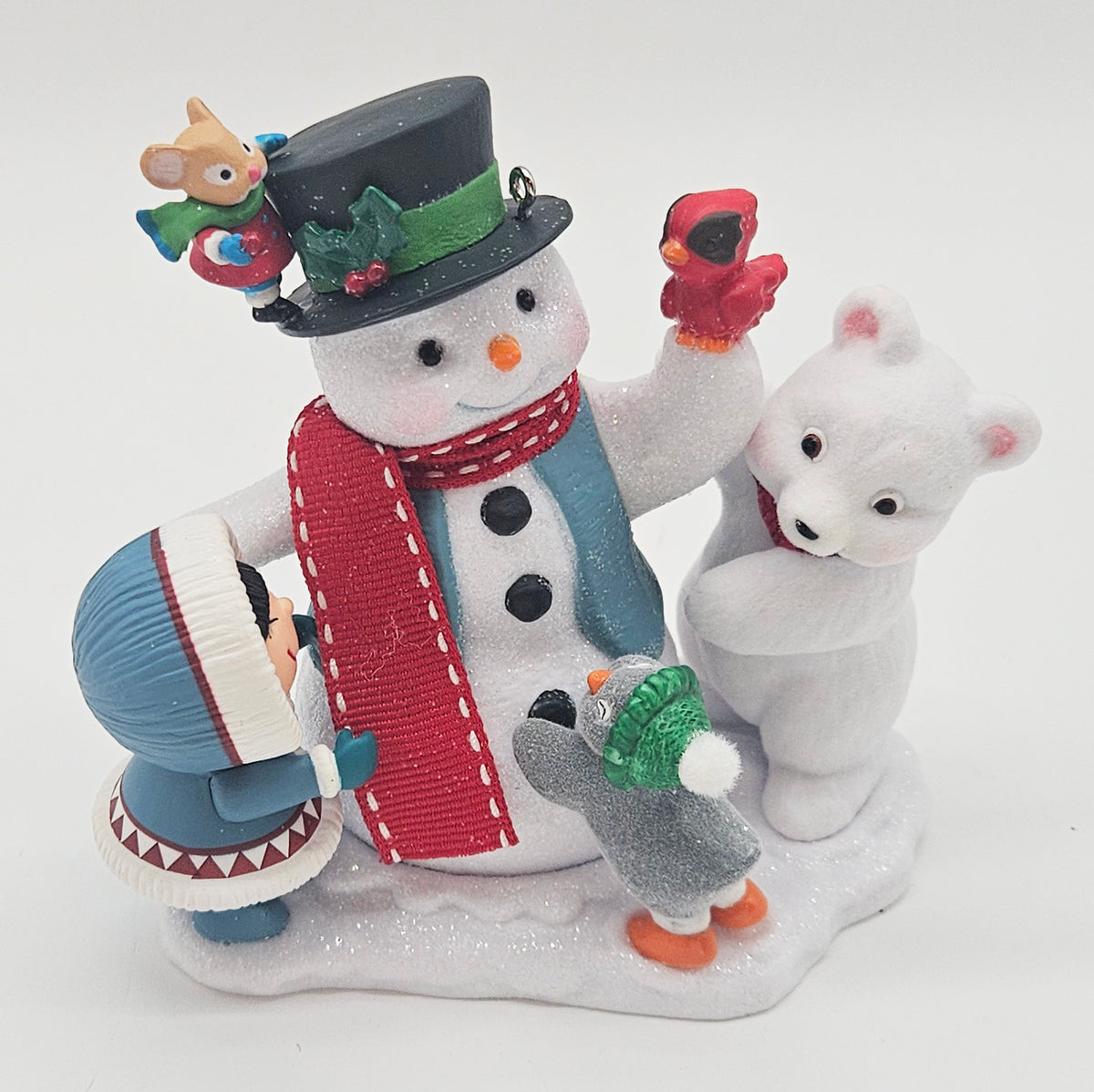 Hallmark Keepsake – “Club Let's Build a Snowman” — ornament view