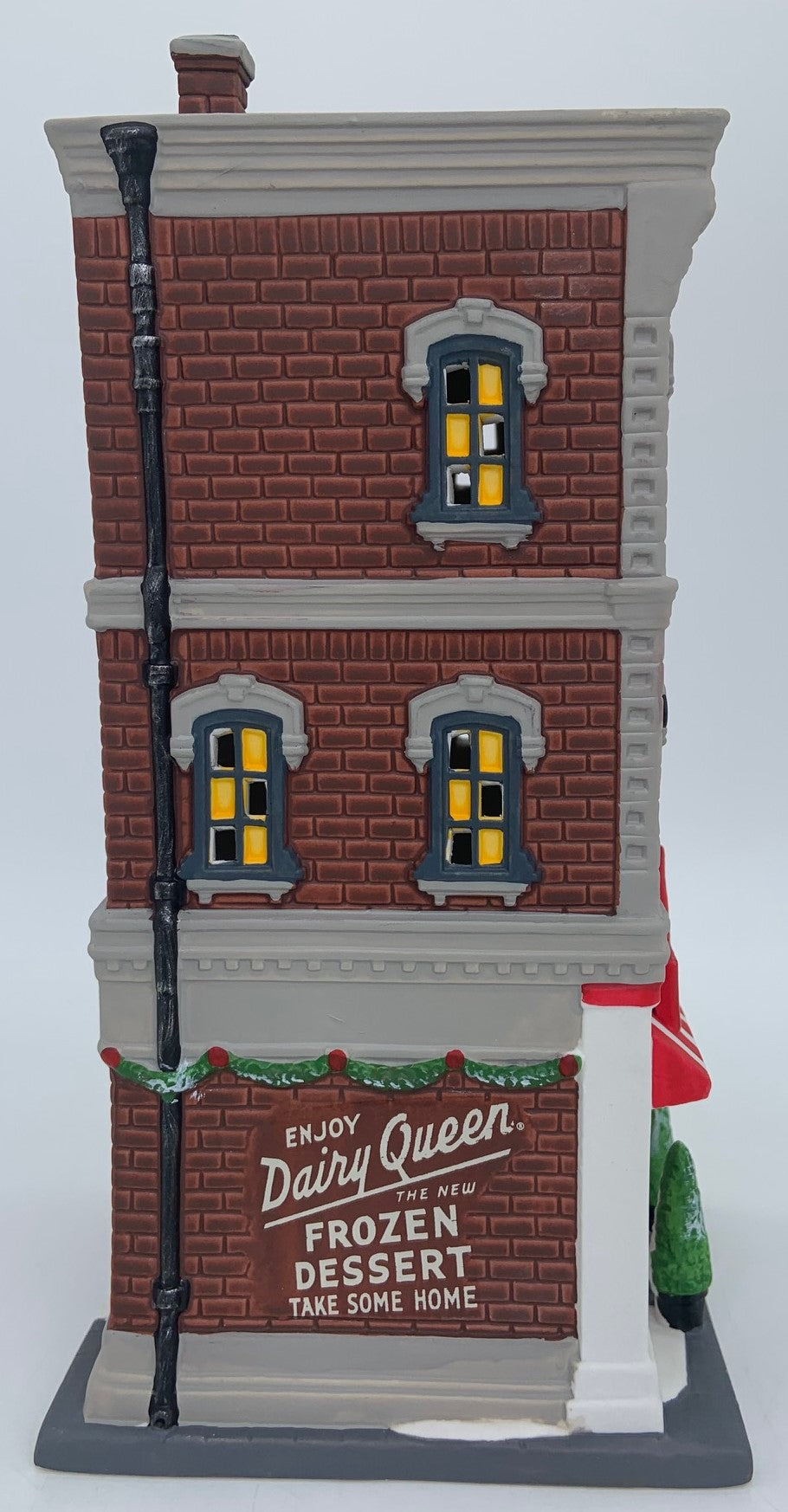 Department 56- Christmas in the City "Downtown Dairy Queen"