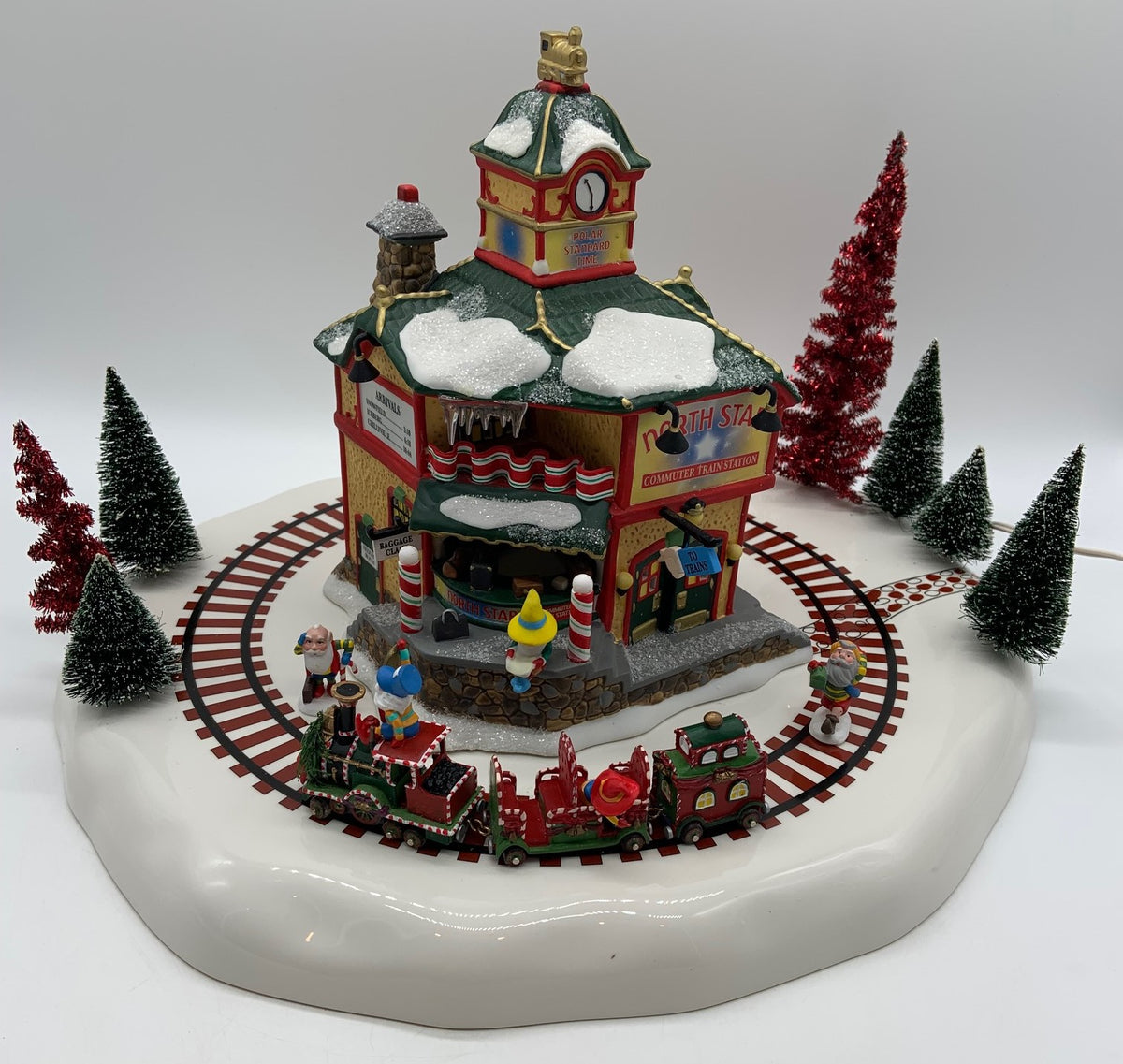 Dept 56- North Pole Series "North Star Commuter Train Station"