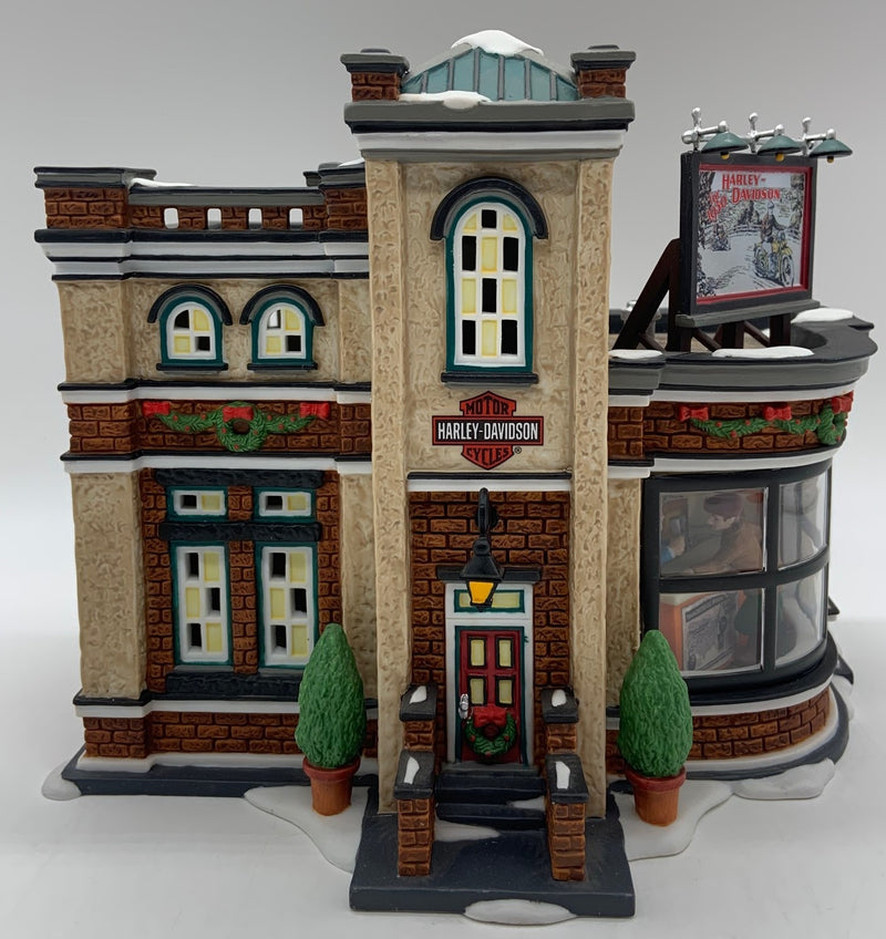 Dept 56- Christmas in the City "Harley-Davidson Detailing, Parts & Service"