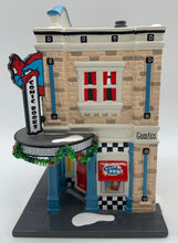 Load image into Gallery viewer, Dept 56- Snow Village "American Hero Comics"