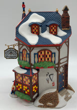 Load image into Gallery viewer, Dept 56- Alpine Village "Nussknacker Werkstat" Nutcracker Workshop