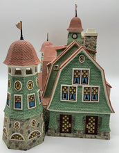 Load image into Gallery viewer, Dept 56- Seasons Bay Series "Grandview Shores Hotel" First Edition