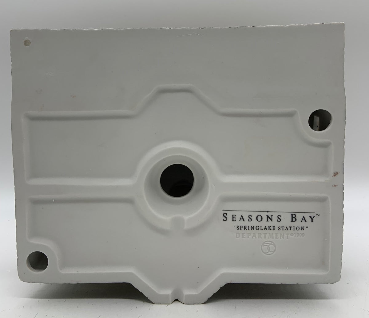 Department 56- Seasons Bay Series "Springlake Station"