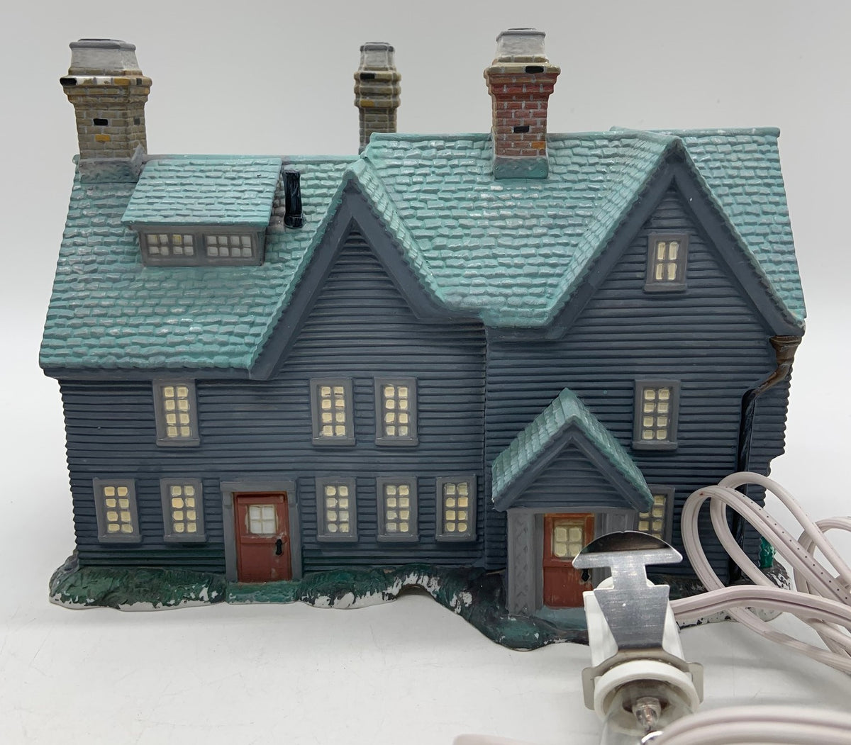 Retired Dept 56- New England Village "The Gables"