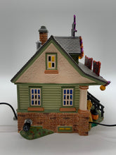 Load image into Gallery viewer, Dept 56- SV Halloween "1031 Trick-or-Treat Drive"