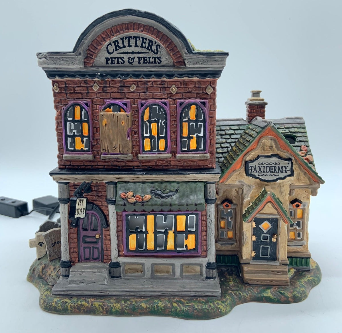 Dept 56- Snow Village Halloween "Critter's Pets & Pelts"
