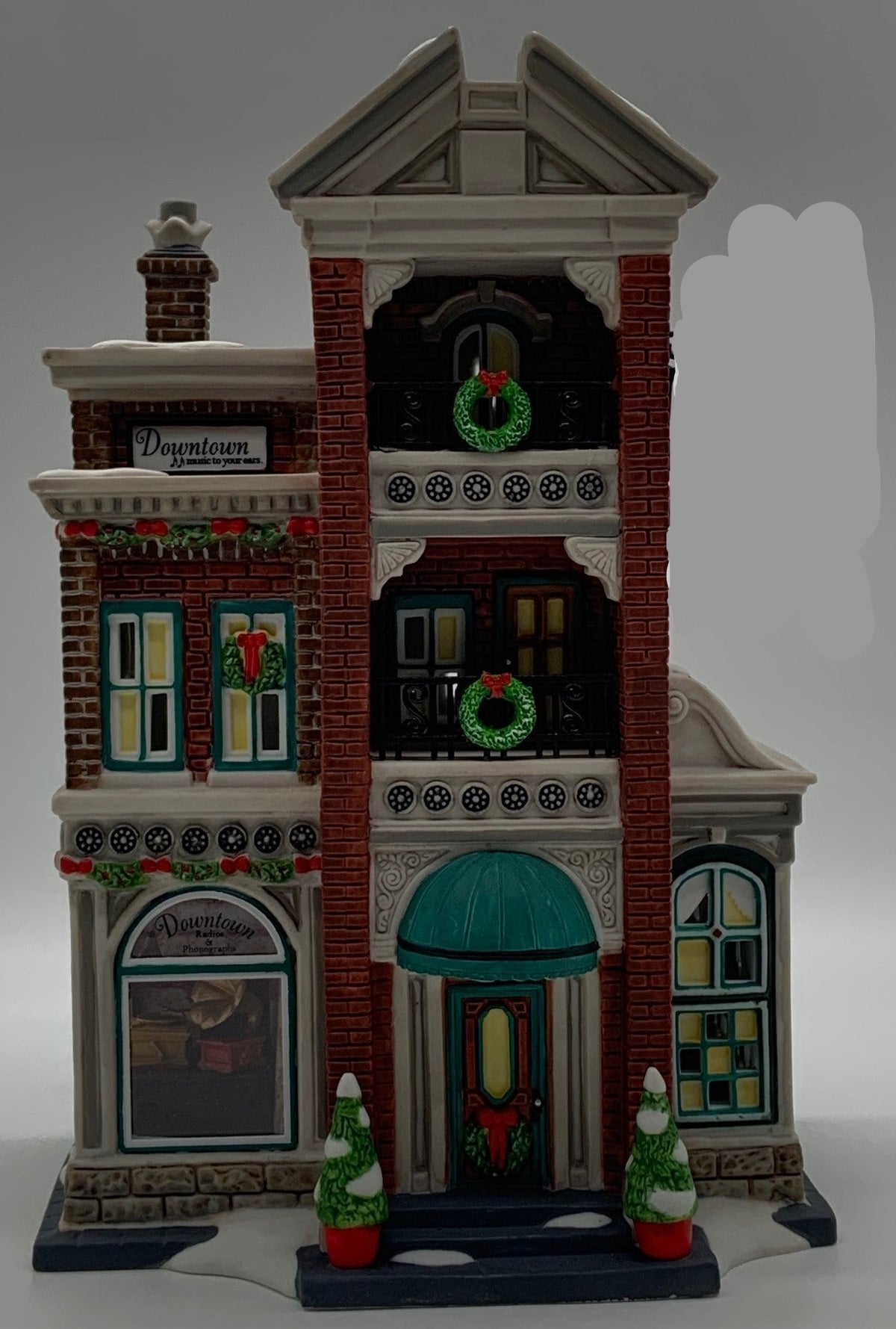 Dept 56- Christmas in the City "Downtown Radios & Phonographs"