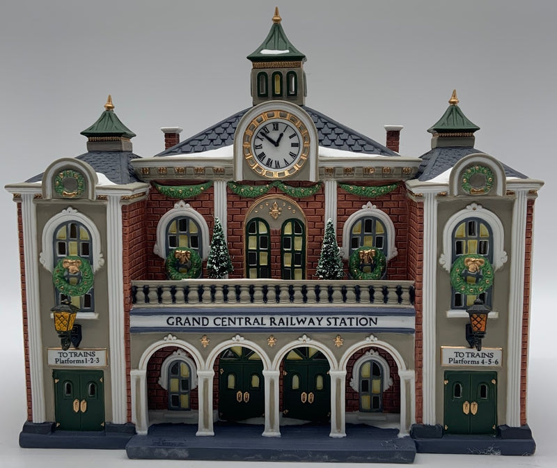 Dept 56- Christmas in the City "Grand Central Railway Station"