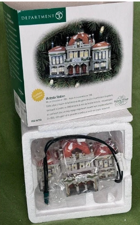 Dept 56- Dickens' Village Victoria Station