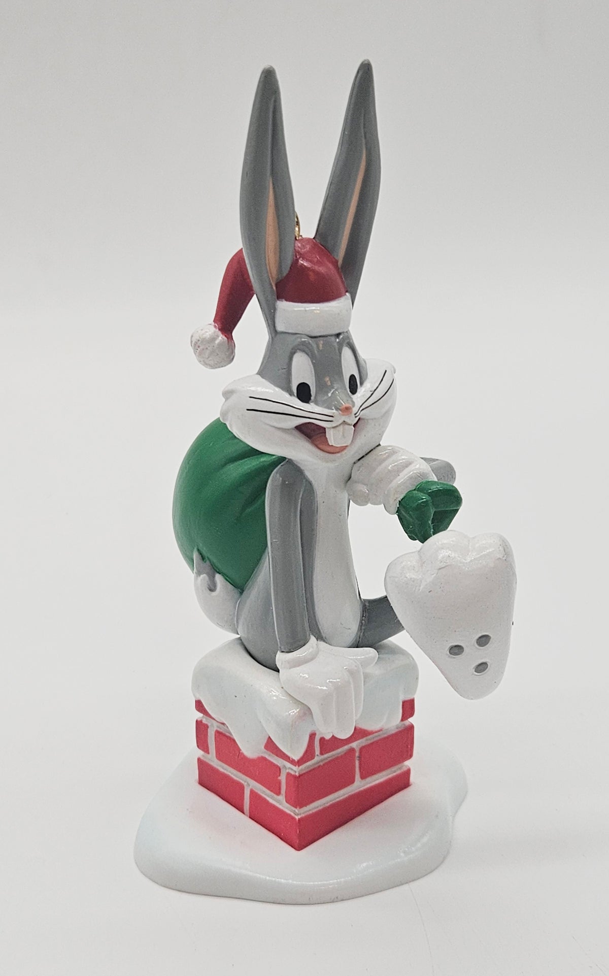 Danbury Mint – “Bugs Bunny and Friends Christmas Ornaments Collection” — ornament view