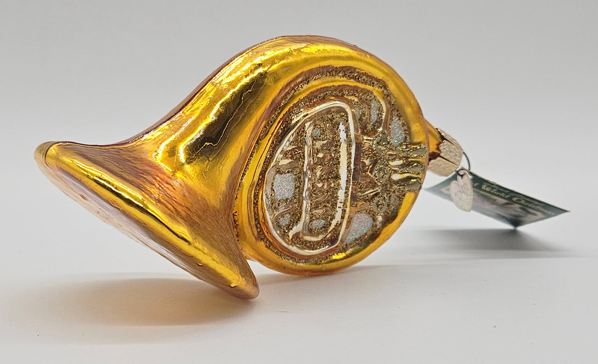 Old World Christmas French Horn ornament #38015 – front ornament view