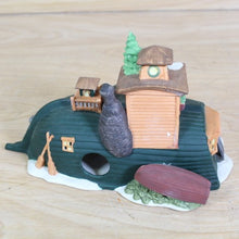 Load image into Gallery viewer, Dept 56 Dickens' Village Peggotty's Seaside Cottage