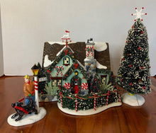 Load image into Gallery viewer, Dept 56. Snow Village "The Peppermint House" Front