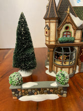 Load image into Gallery viewer, Dept 56- Dickens' Village "1 Royal Tree Court"