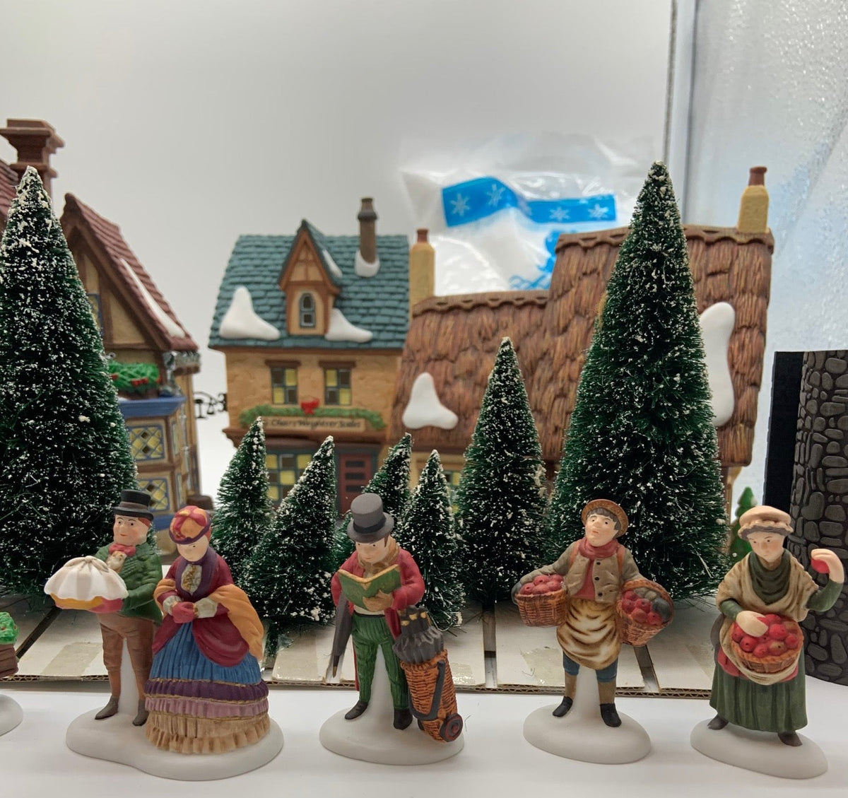 Dept 56- Dickens' Village "Manchester Square"