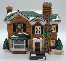 Load image into Gallery viewer, Dept 56- Snow Village "2000 Holly Lane" front