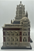 Load image into Gallery viewer, Retired Department 56- Dickens' Village "Victoria & Albert Museum"