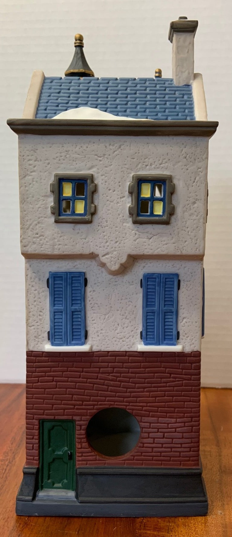 Dept 56 CIC Cafe Caprice back