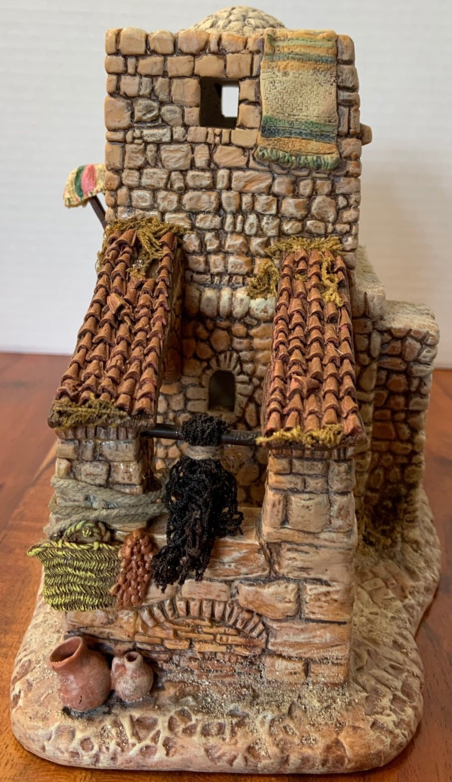 Department 56 Gatekeeper's Dwelling side