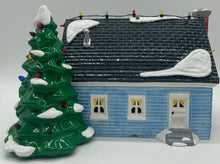 Load image into Gallery viewer, Retired Dept 56- Snow Village "The Holiday House"