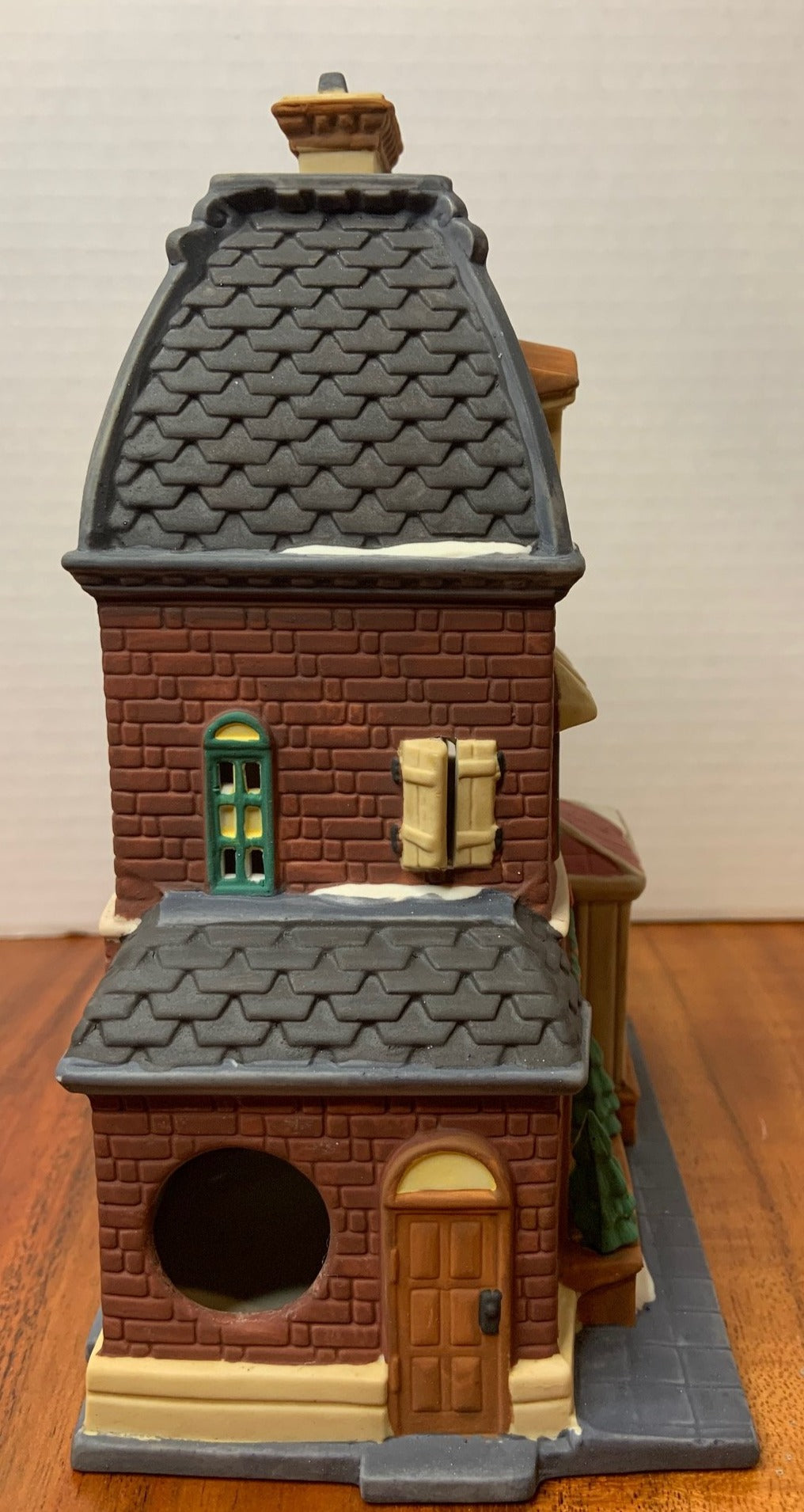 Dept 56 CIC Haberdashery back