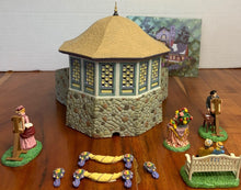 Load image into Gallery viewer, Dept 56- Seasons Bay "Parkside Pavilion Gift Set"