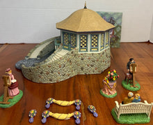 Load image into Gallery viewer, Dept 56- Seasons Bay "Parkside Pavilion Gift Set"