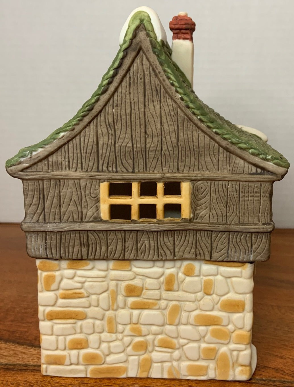 Department 56 Bean & Son Smithy Shop side