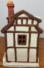 Load image into Gallery viewer, Department 56 Golden Swan Baker