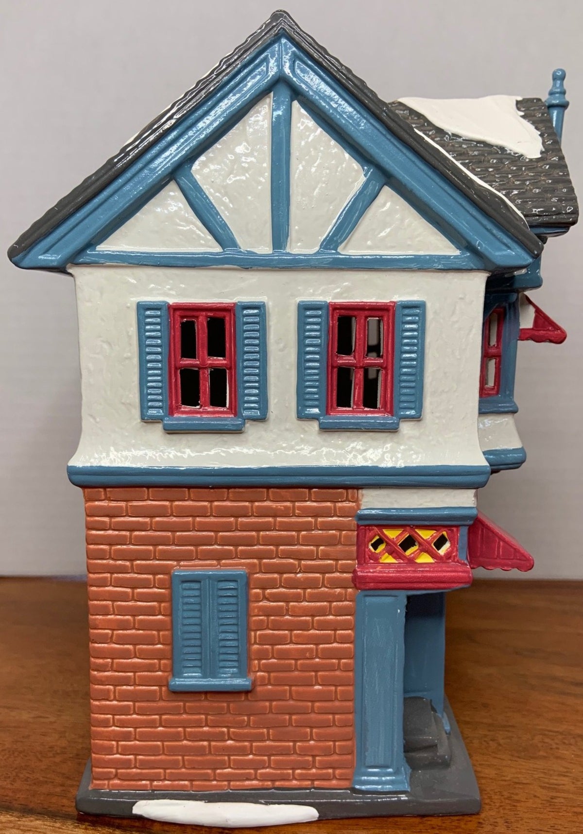 Retired Snow Village Marvel's Beauty Salon side
